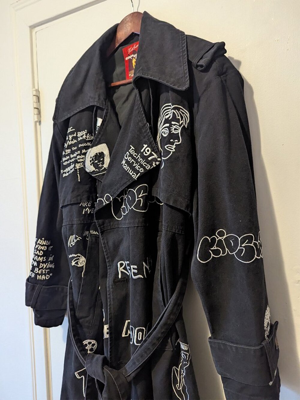 KIDSUPER - Embroidered trench coat - Sz S (fits oversized) - Picture 2 of 8